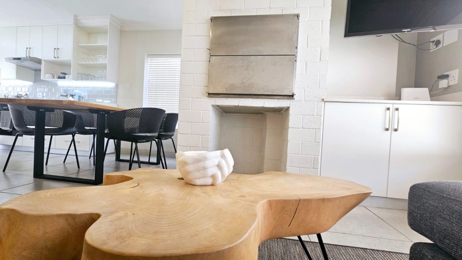 To Let 3 Bedroom Property for Rent in Hartenbos Central Western Cape